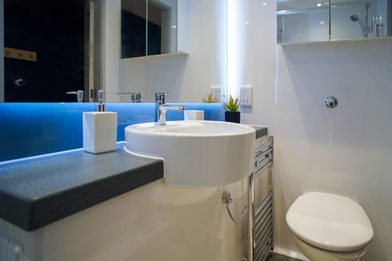 Bright Modern Studios And Private Bedrooms With Shared Kitchen At Straits Meadow Near Edinburgh City Centre Ngoại thất bức ảnh